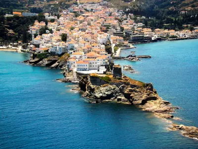 Korthiou Marina in Ormos Korthiou, Greece — photo 5