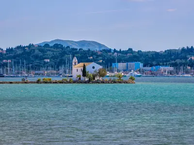 Sidari Bay in Karousades, Greece — photo 4