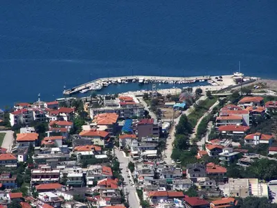 Marina Kammenon Voyrlon in Municipal Unit of Kamena Vourla, Greece — photo 3