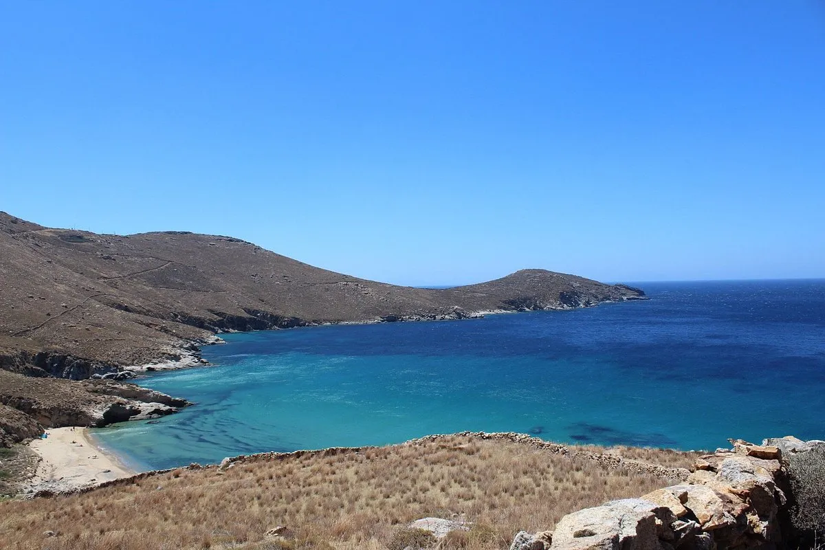 Kalo Ampeli Bay in Livadi, Greece — photo 3
