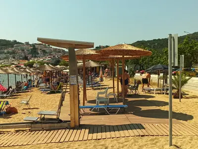 Port N. Irakleitsas, marina in Νέα Ηρακλείτσα, Greece — photo 2