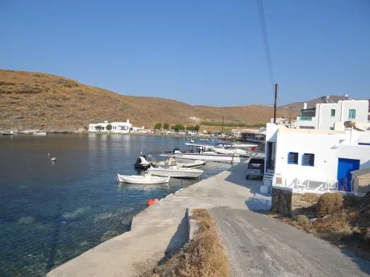 Agia Irini Bay, anchorage in Loutra, Greece — photo 4