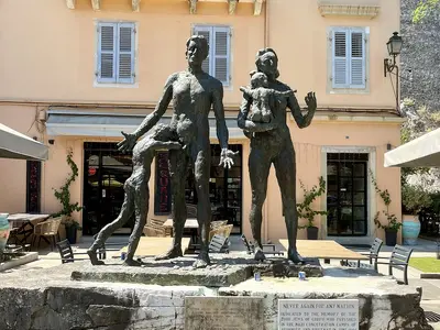 Marina Neou Frouriou in Corfu, Greece — photo 2