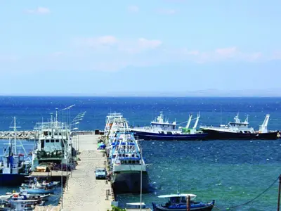 Pier Neon Epivaton, marina in Νέοι Επιβάτες, Greece — photo 3