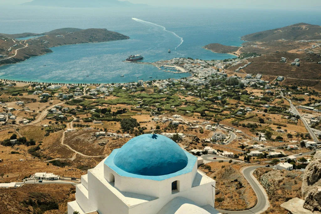 Parasparíou Bay in Galani, Greece