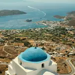 Parasparíou Bay