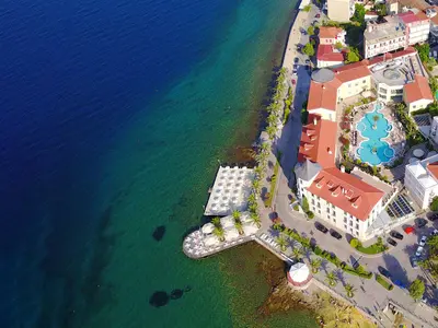 Molos Marina in Pefki, Greece — photo 3