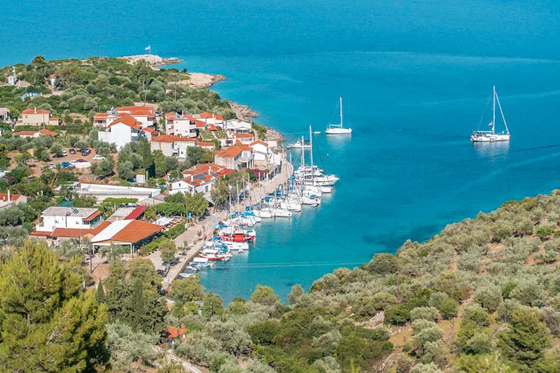 Vasilikos Bay in Steni Vala, Greece — photo 4