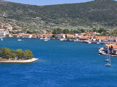 Kolpos Molou Bay in Anogi, Greece — photo 3