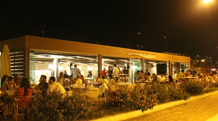 Yacht Club Mytilinis, marina in Mytilene, Greece — photo 4