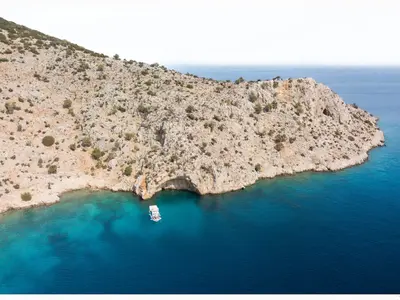 Red Rock Bay