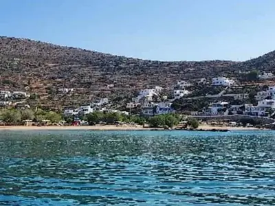 skala Small Harbour in Chora, Greece — photo 2