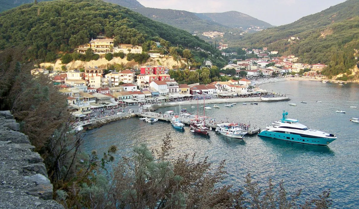 Kerentzas Marina in Αμμουδιά, Greece — photo 3