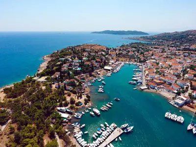Lazaretto Cove, anchorage in Spetses, Greece — photo 3