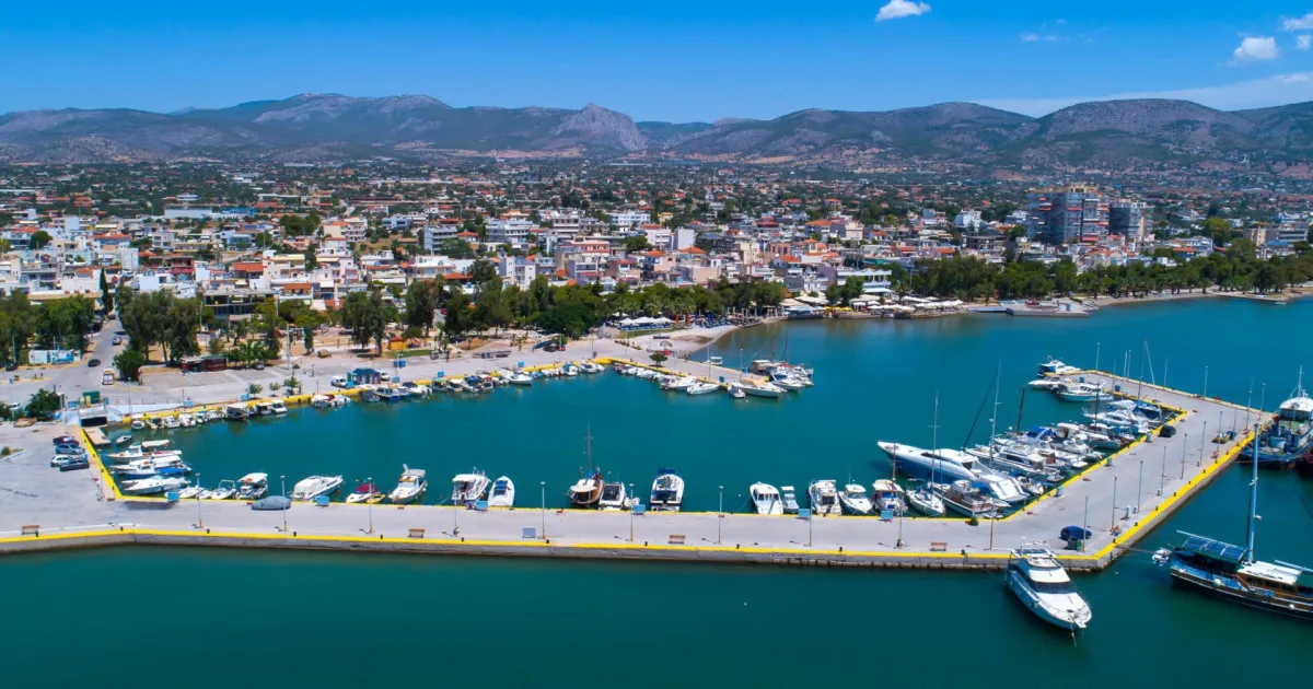 Port N.Peramou, marina in Nea Peramos, Greece