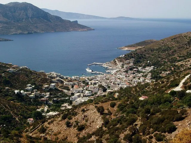 Ormos Vitsiliá, bay in Φούρνοι, Greece — photo 4