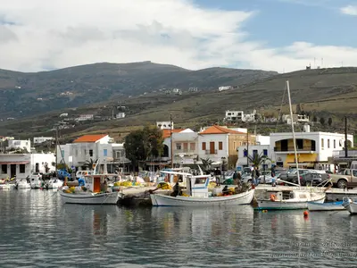 Korthiou Marina in Ormos Korthiou, Greece — photo 3