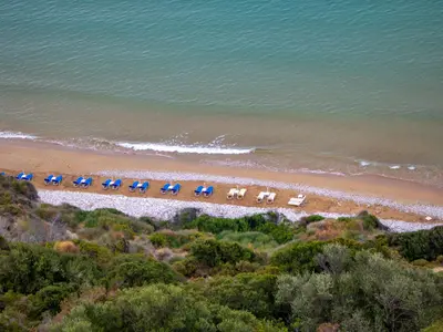 Arilla Bay in Saoulatika, Greece — photo 2