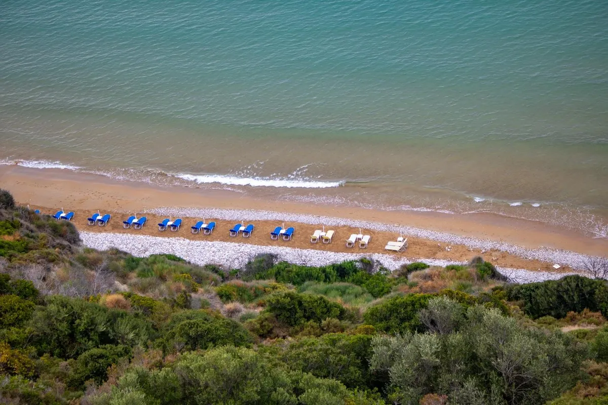 Arilla Bay in Saoulatika, Greece — photo 2