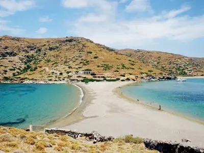 Ormos Agios Ioannis, bay in Δρυοπίδα, Greece — photo 4