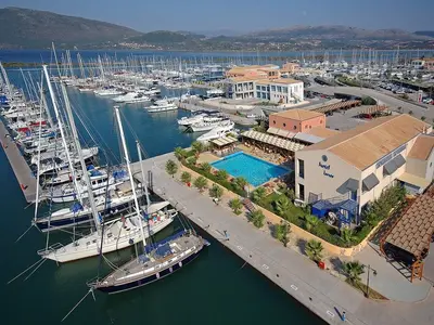 Lefkas Main Port, marina in Municipal Unit of Lefkada, Greece — photo 2