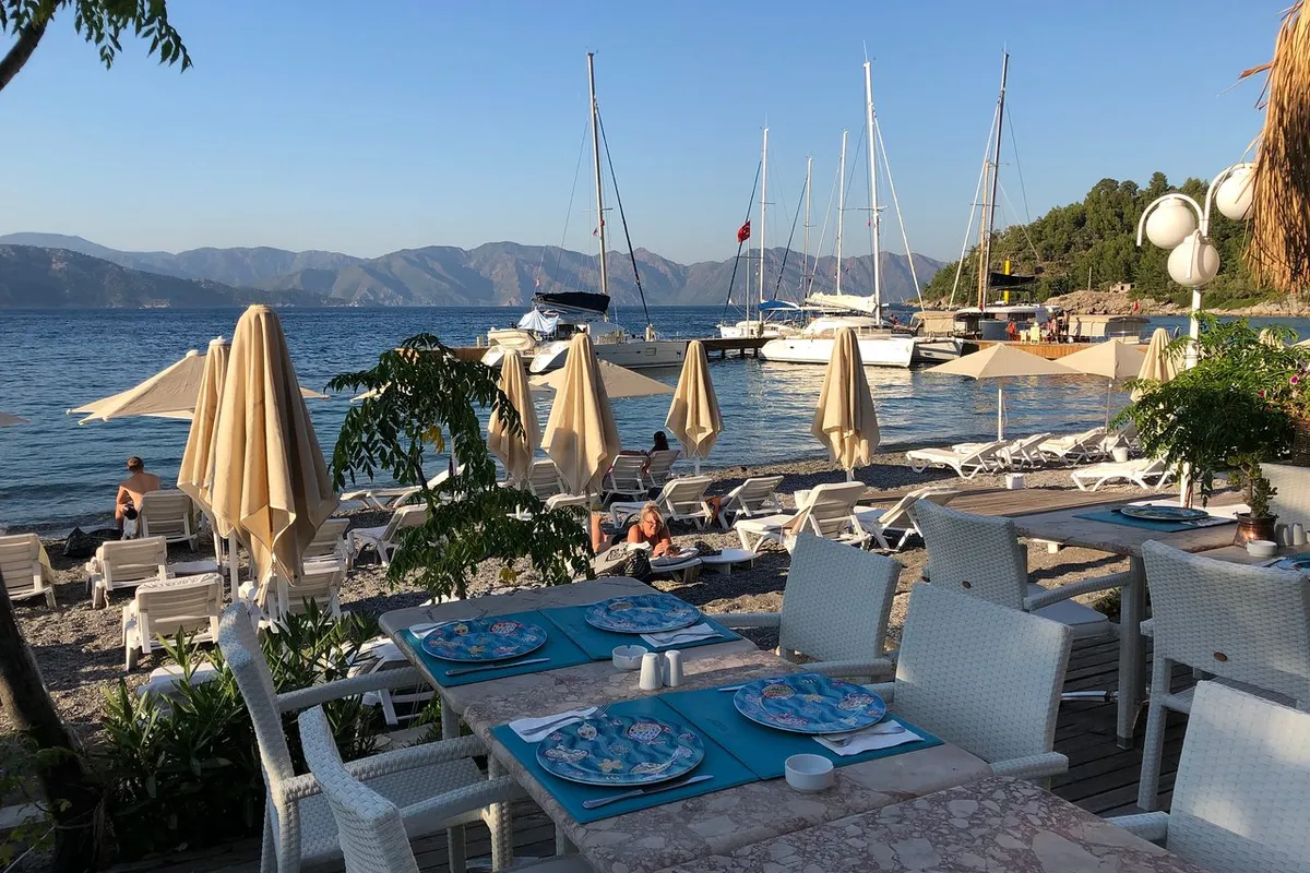 Kumlubükü Yacht Club Hollandali Ahmet'in Yeri, marina in Marmaris, Turkey — photo 3