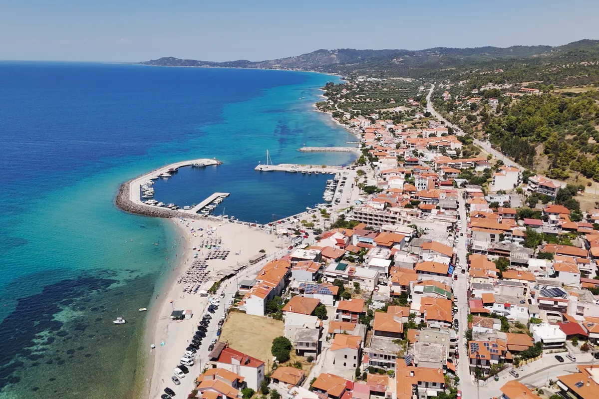 Nea Skioni Harbour in Pallini Municipal Unit, Greece — photo 2
