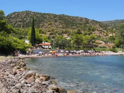 Portes Bay in Portes, Greece — photo 2