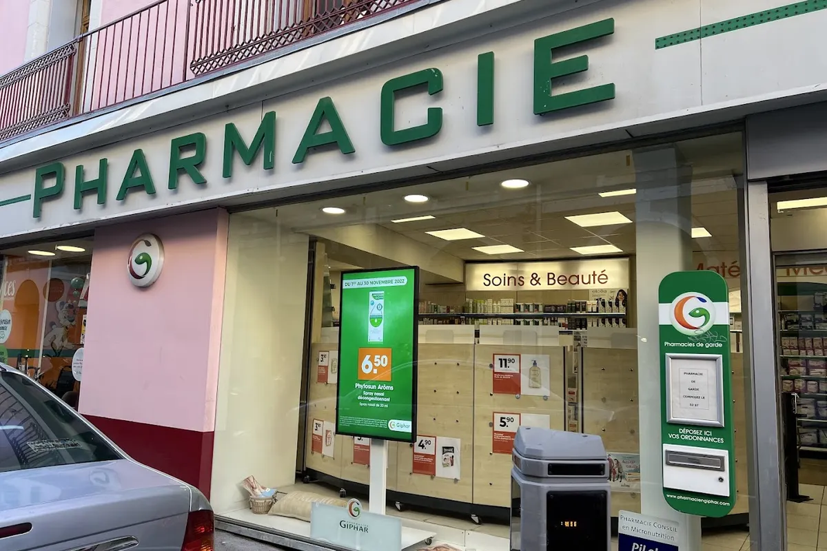 Pharmacie Bodart-Villena - Photo 1