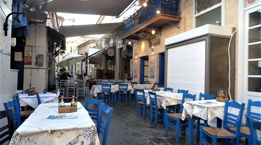 Η Θάλασσα - Photo 2