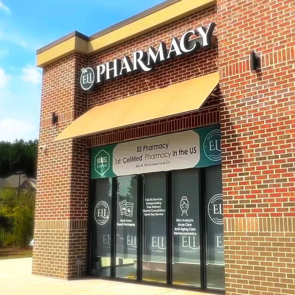 Pharmacy Store - Photo 3