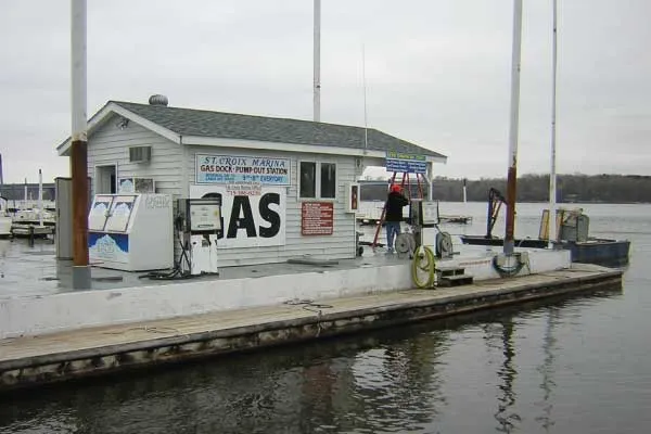 Fuel Dock - Photo 4