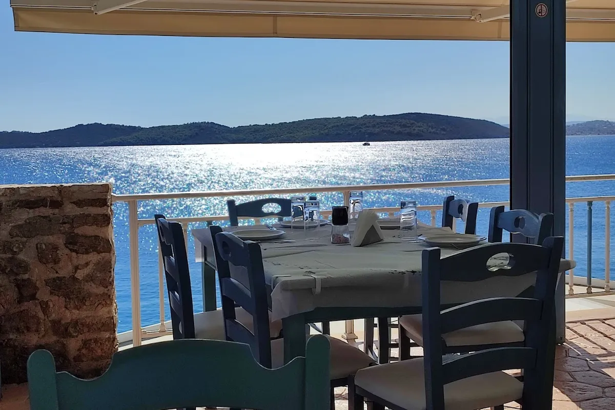 Καβοσ - Photo 3