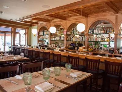Taverne El Verano - Photo 2