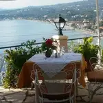 Le Grand Balkon Taverna