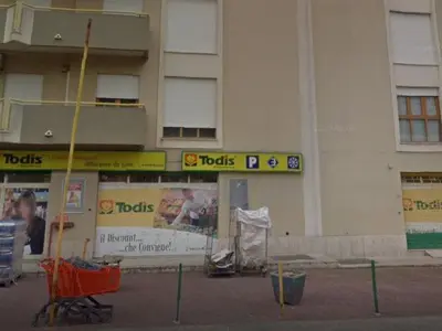 Todis - Photo 2