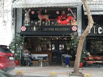 Moc Coffee Roastery - Photo 3