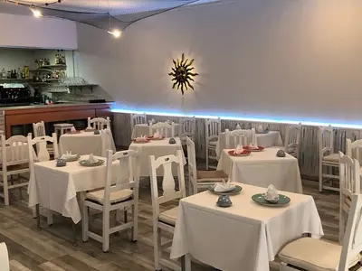 Qué Rico - Photo 4