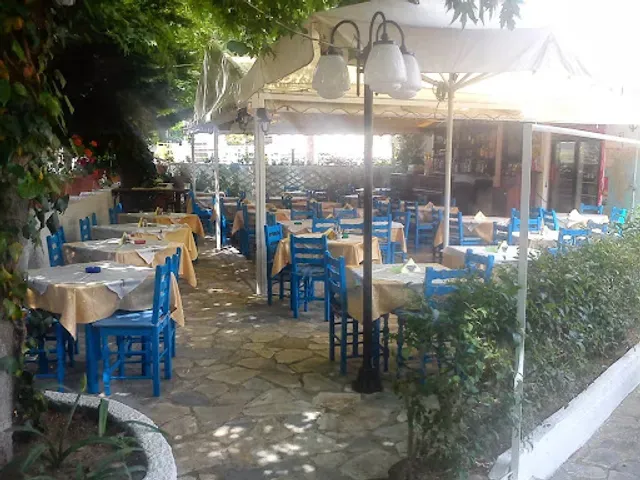 Taverna - Photo 1