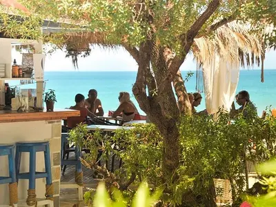 Akasti seaside bar restaurant - Photo 2