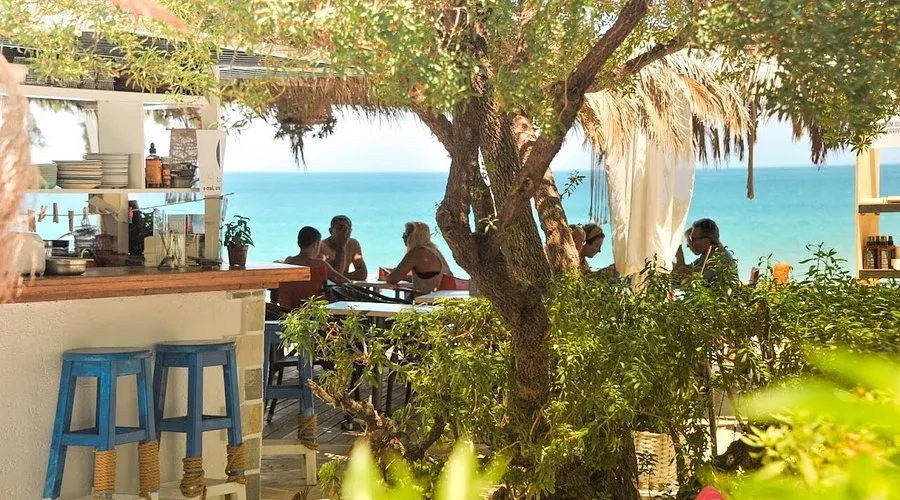Akasti seaside bar restaurant - Photo 2
