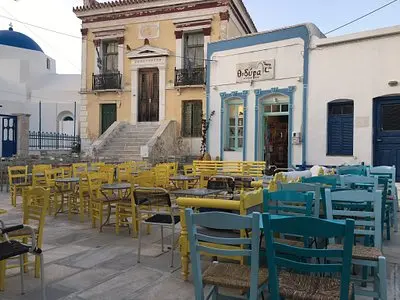Manolis - Photo 2