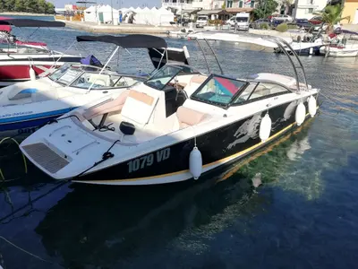 Adria Speed Boot - Charter - Photo 3