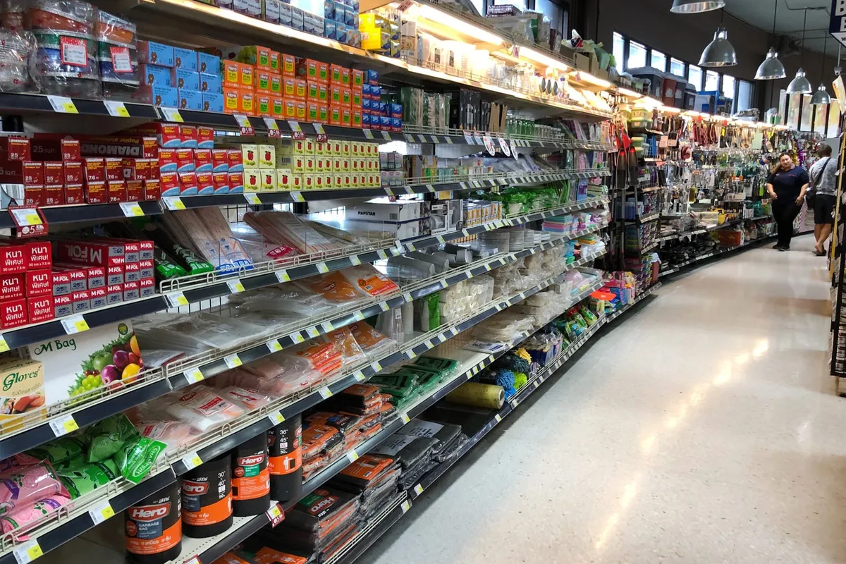Villa Market - Photo 1