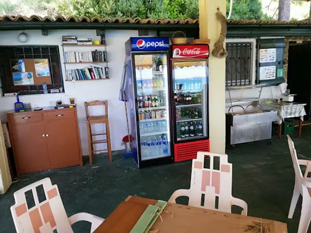 Yaliskari Taverna - Photo 2