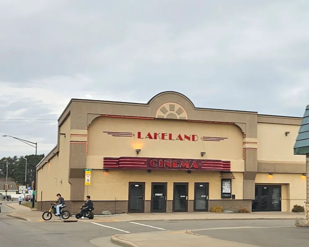 Cinema - Photo 3
