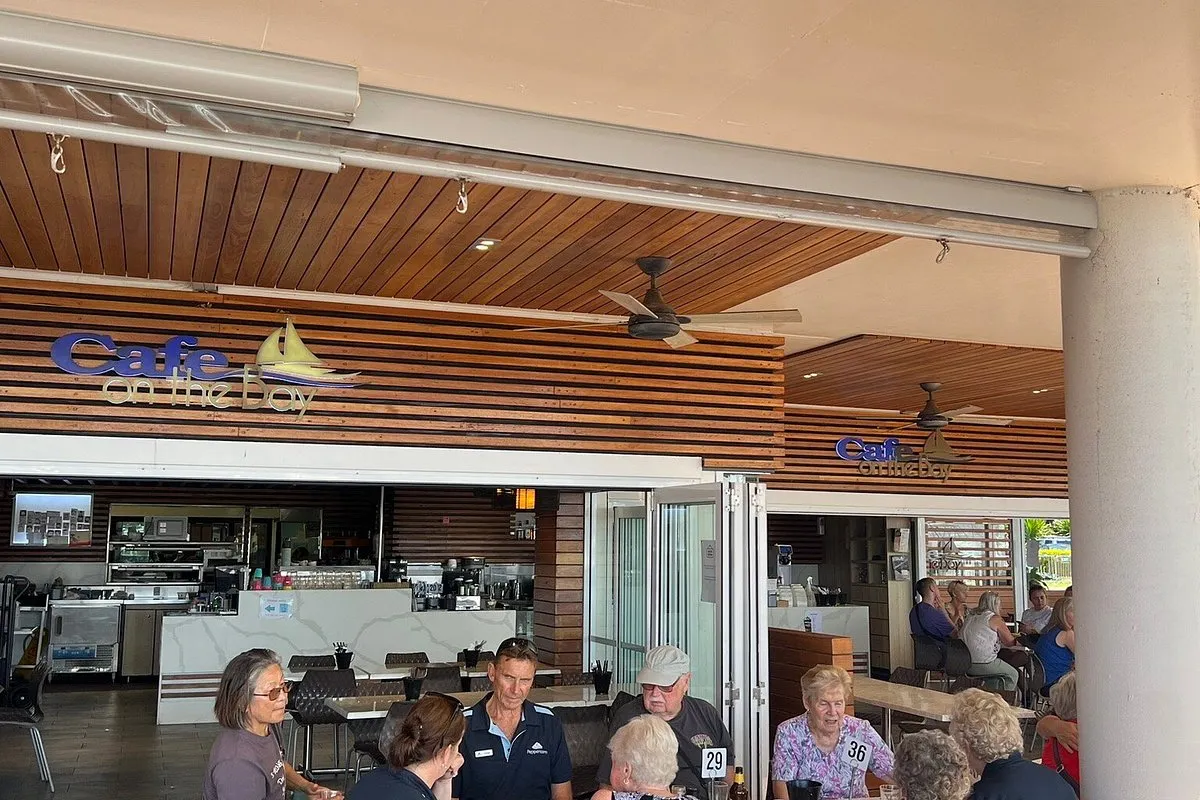 Cafe on the Bay - Photo 2