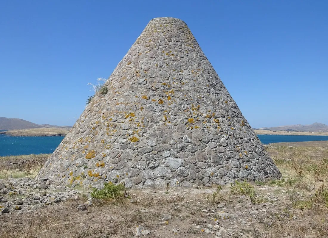 Cossack Cenotaph of Lemnos-Pyramid - Photo 3