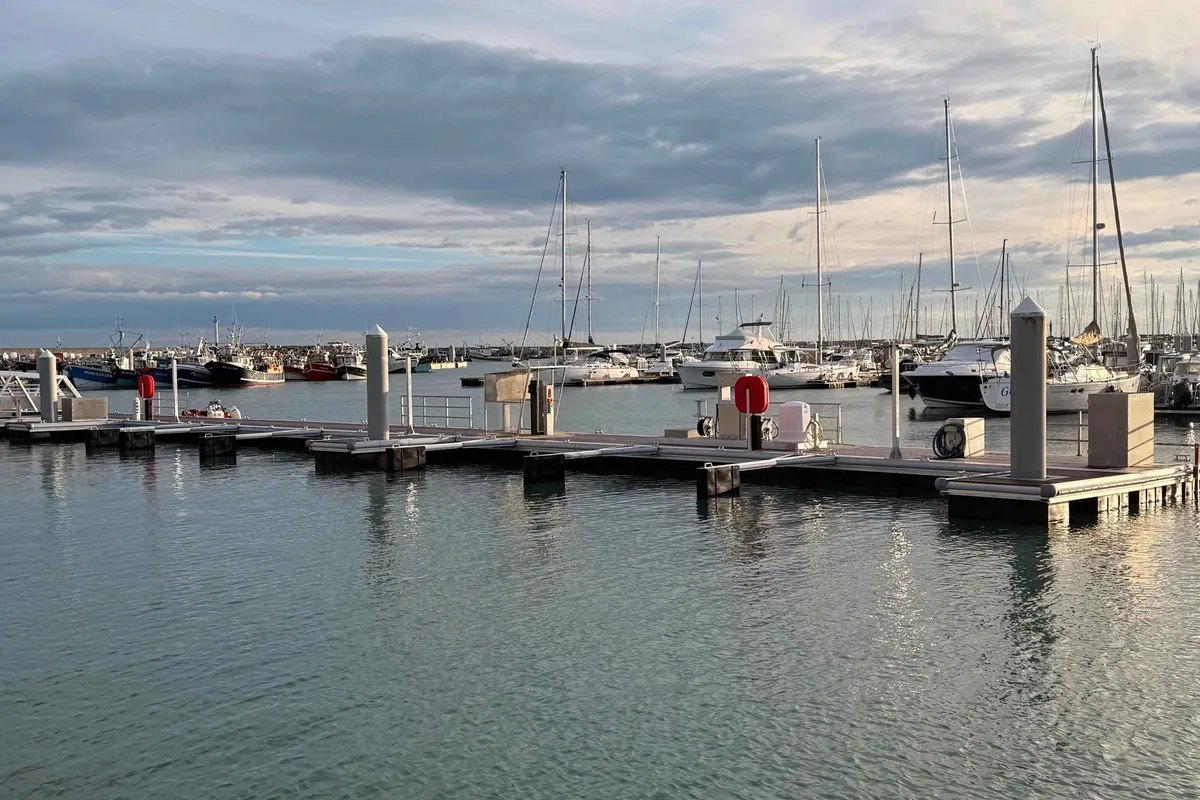 Fuel Dock - Photo 4