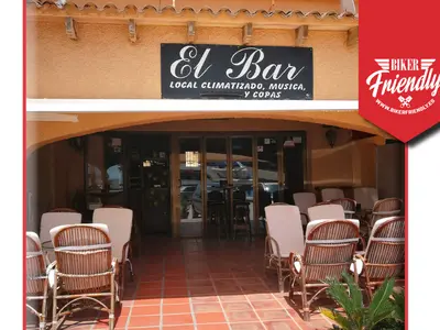 El Bar - Photo 2